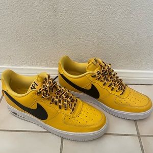 Nike Air Force 1 Low NBA Amarillo lightly used